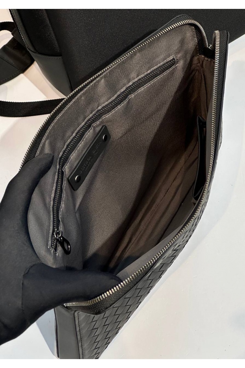 Bottega Veneta Черный рюкзак premium 36x25x15 см