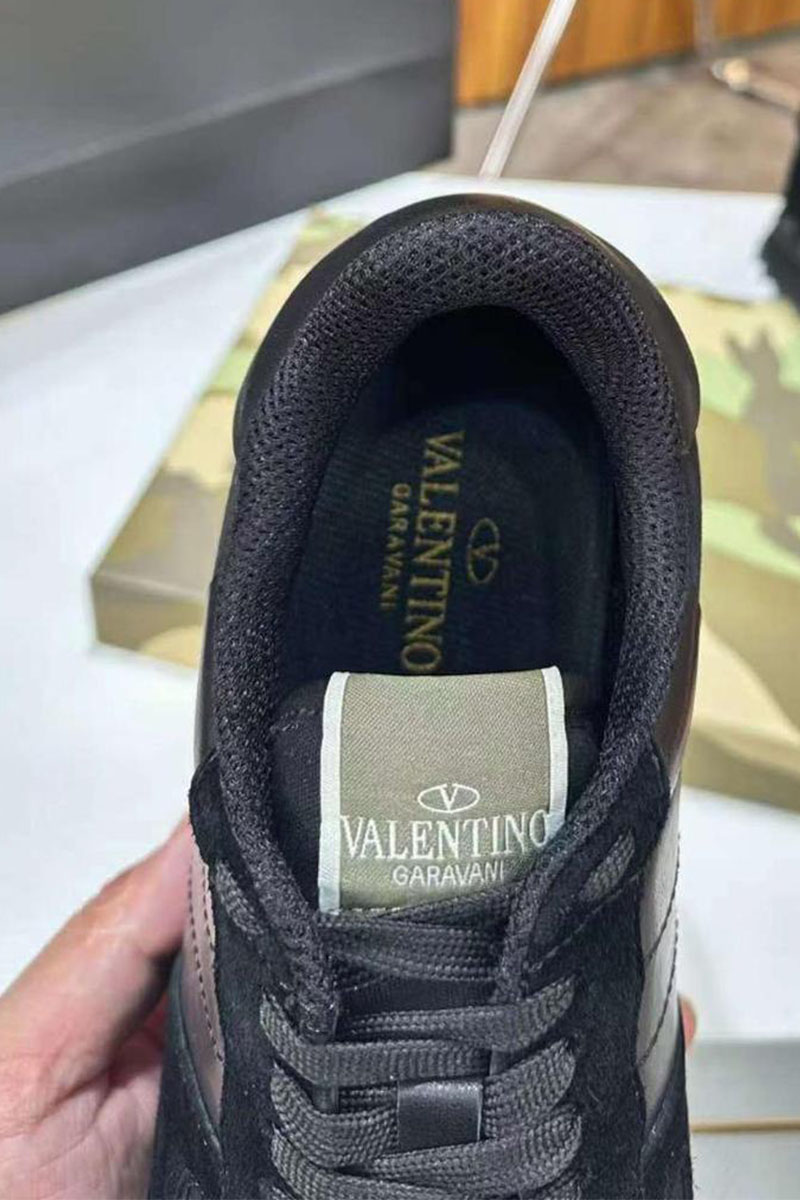 Valentino Комбинированные кроссовки Rockrunner - Black