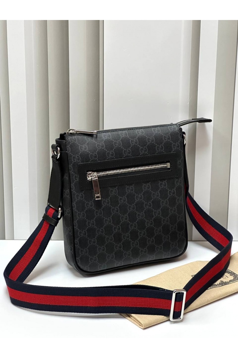 Gucci Кожаная сумка GG Premium 23.5x21x4.5 см