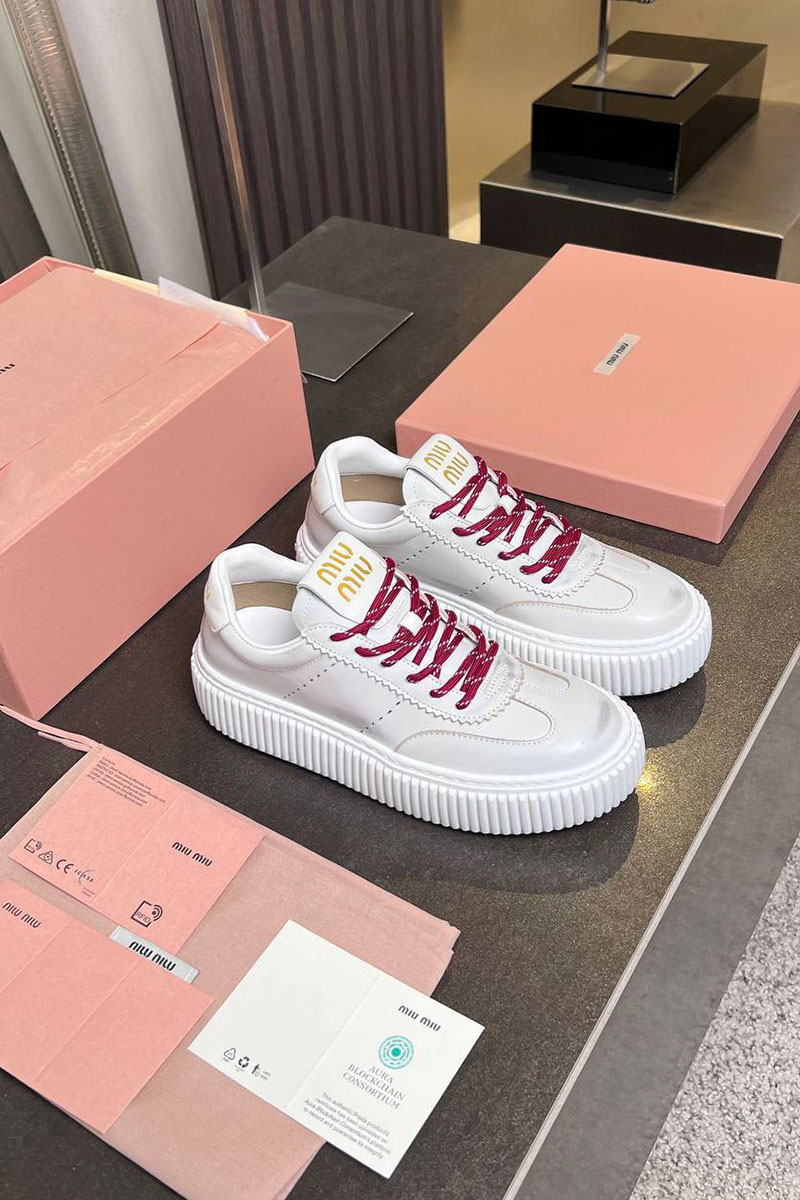 MIU MIU Женские кожаные кроссовки Premium