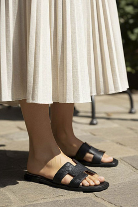 Женские кожаные шлёпанцы Oran