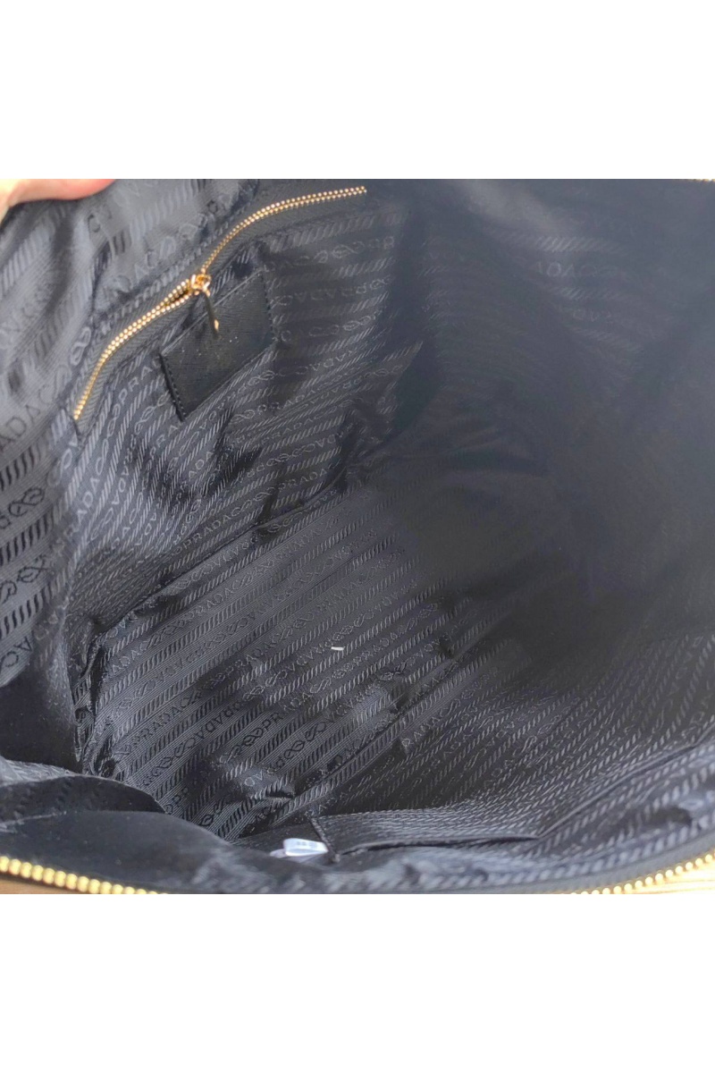 Prada Нейлоновая сумка-шоппер 35x28 см