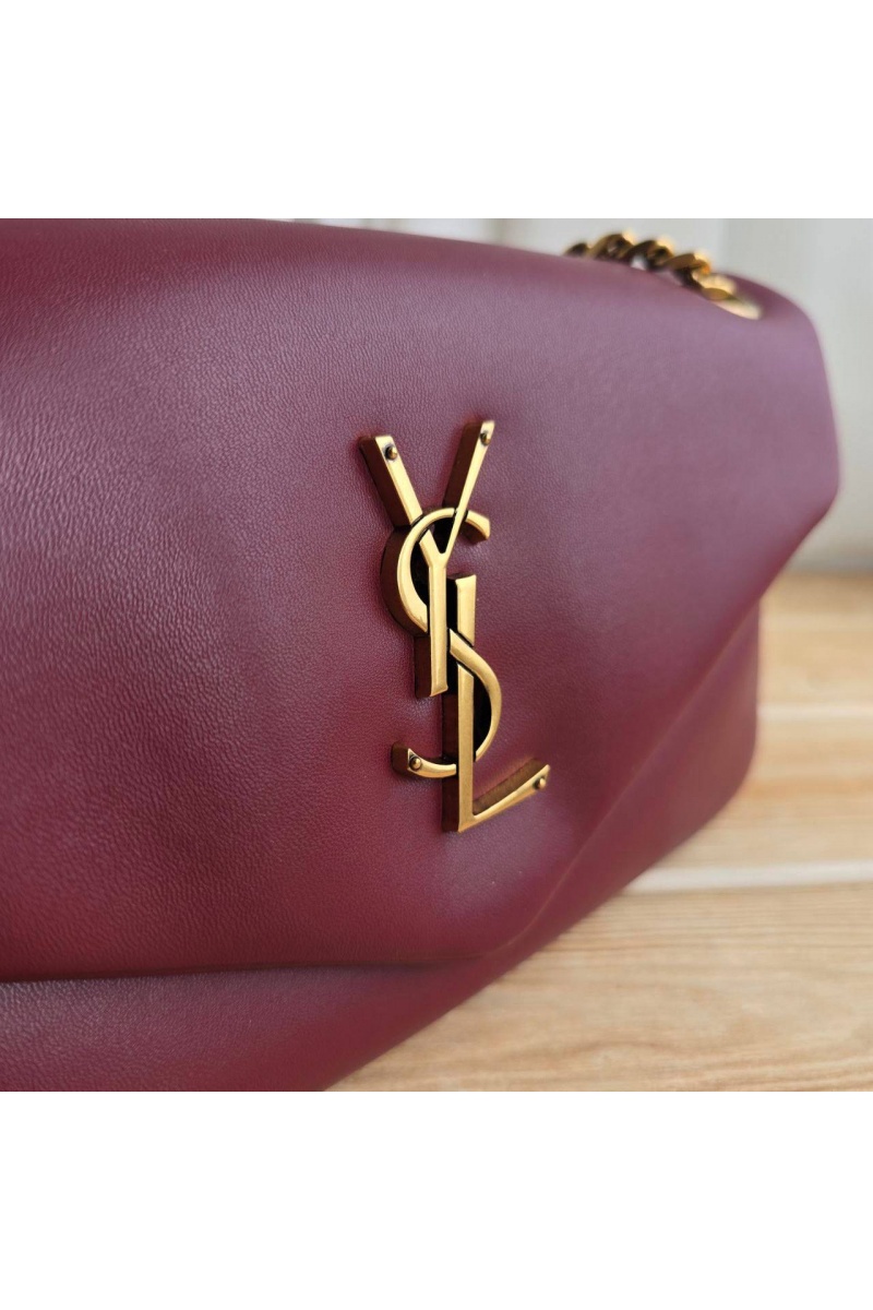 Yves Saint Laurent Кожаная сумка Calypso 24x11 см