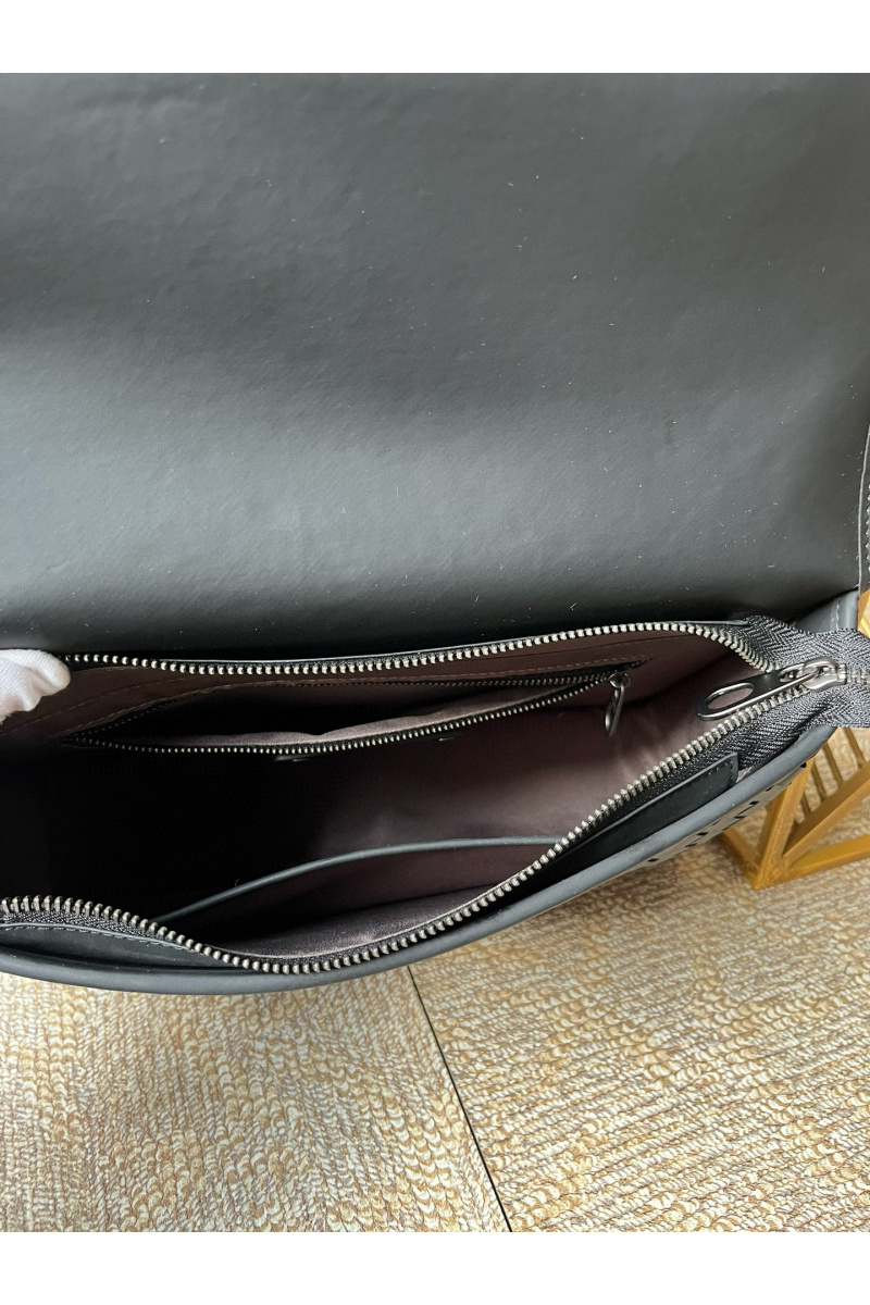 Bottega Veneta Кожаная сумка Premium 30x20x7 см