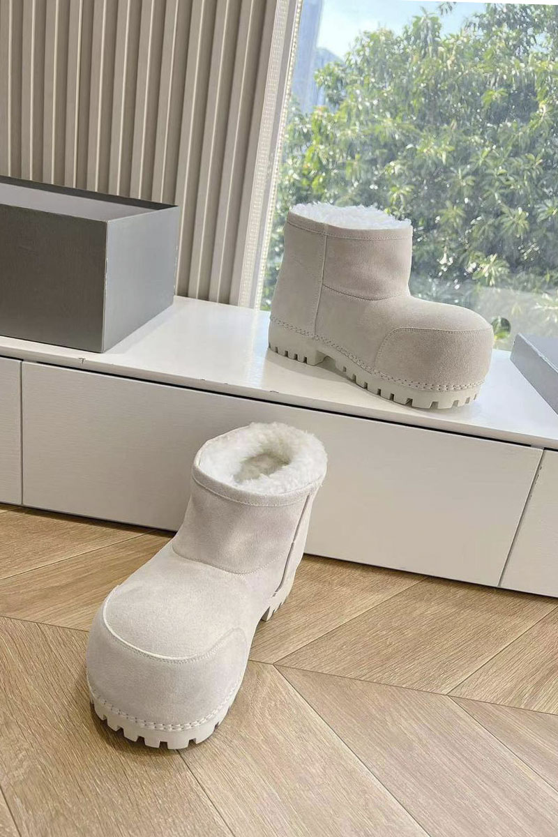 Balenciaga Женские ботинки Alaska Fur Bootie premium - White