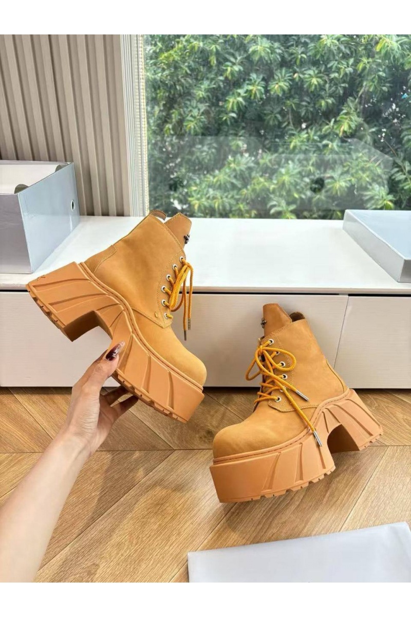 Designer Clothing Женские замшевые ботинки на платформе SMFK premium