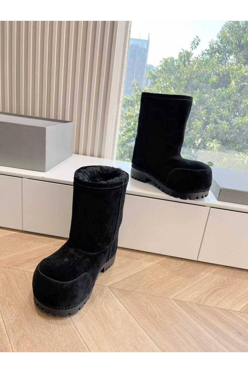 Balenciaga Женские ботинки  Premium Alaska Fur Low Boot  - Black
