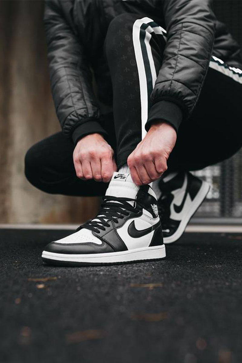 Nike AJ1 Retro High Black White