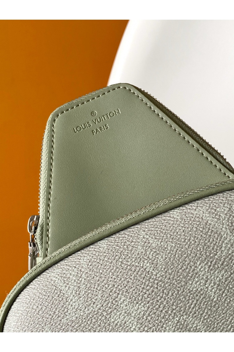 Lоuis Vuittоn Кожаная сумка Avenue Sling Premium 31x20x10 см