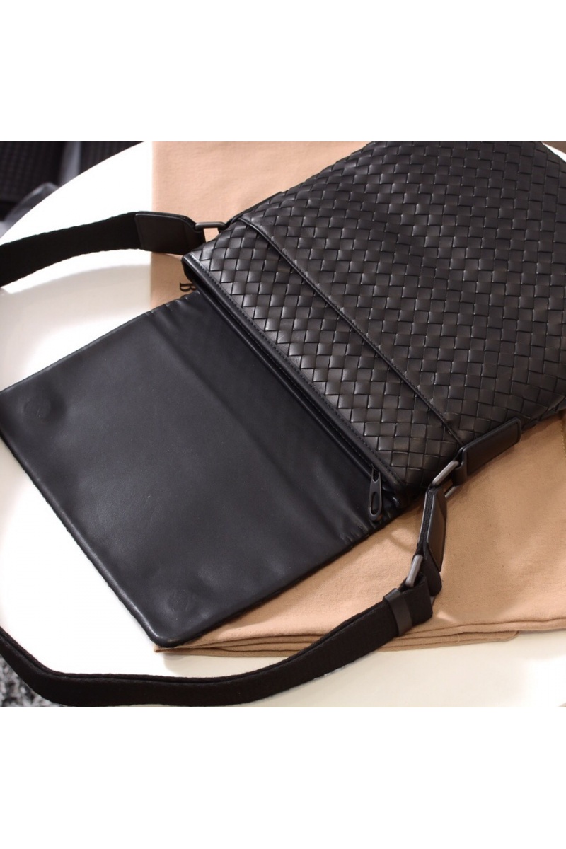 Bottega Veneta Кожаная сумка Premium 30x30x5.5 см