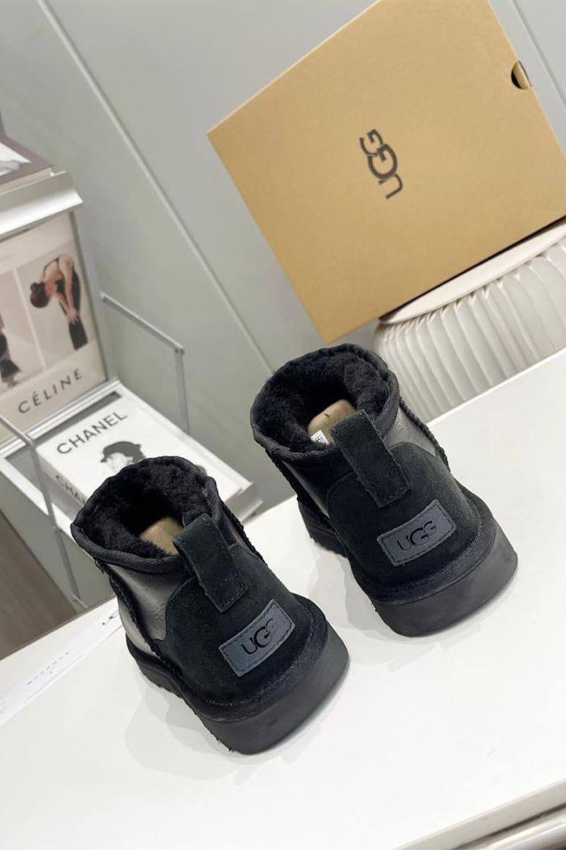 UGG Мужские чёрные ботинки Classic