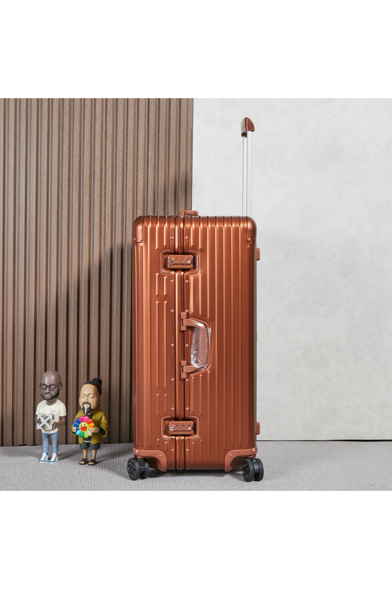 Rimowa Чемодан Aluminum Trunk Premium 77x42x36 см