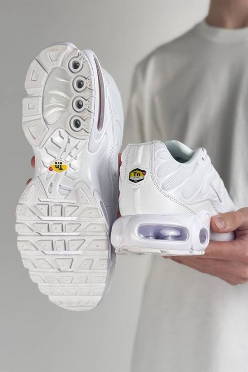 Nike Кроссовки AM Plus "Triple White"
