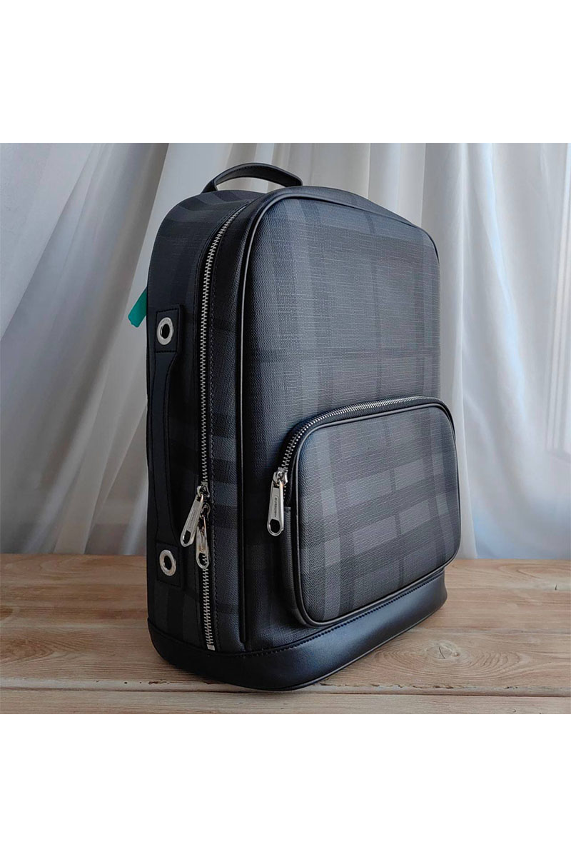 Burberry Кожаный рюкзак London Check 35х30 см