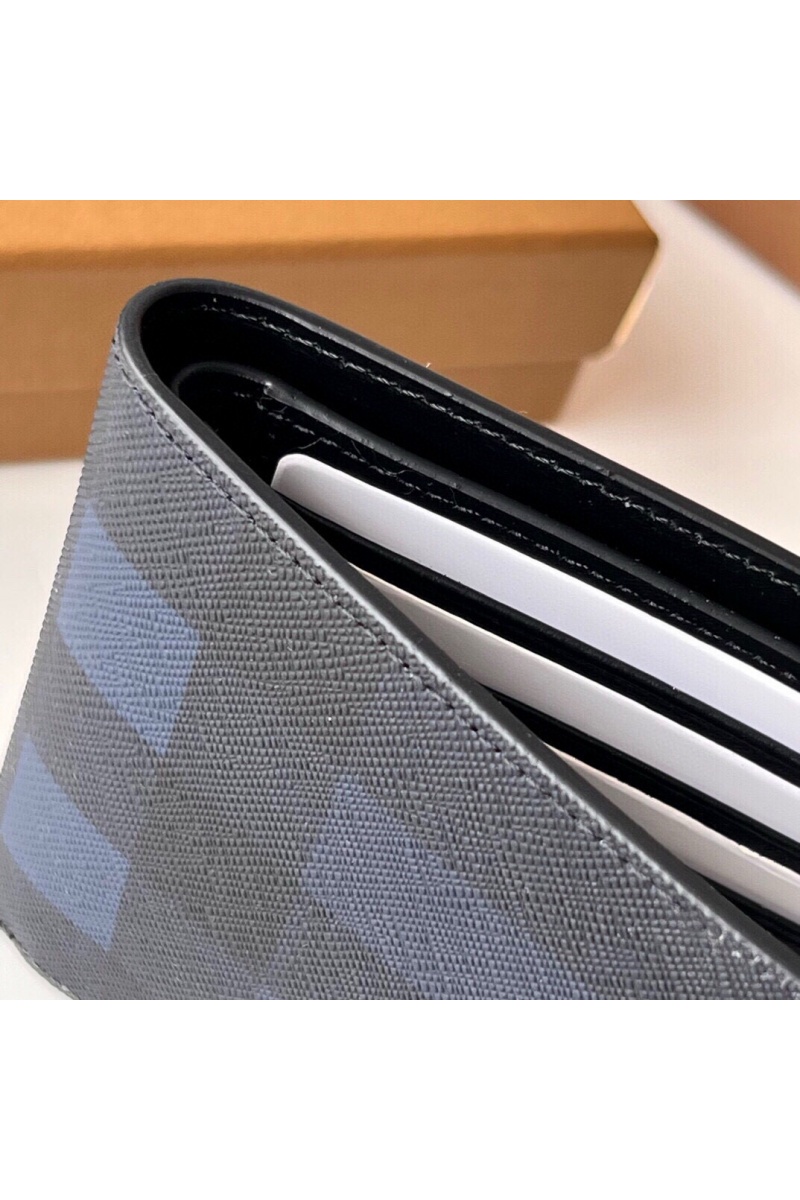 Burberry Кожаный кошелёк Premium 11x10 см