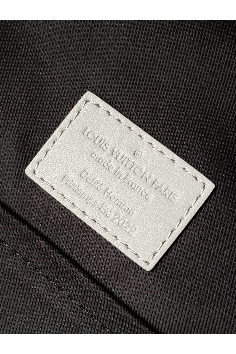 Lоuis Vuittоn Кожаный рюкзак Racer Shadow Premium 33x41x18 см