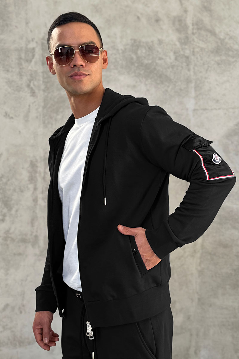 Moncler Спортивный костюм чёрного цвета side pocket (19099638 / KR778, 80426983 / 13809KR)