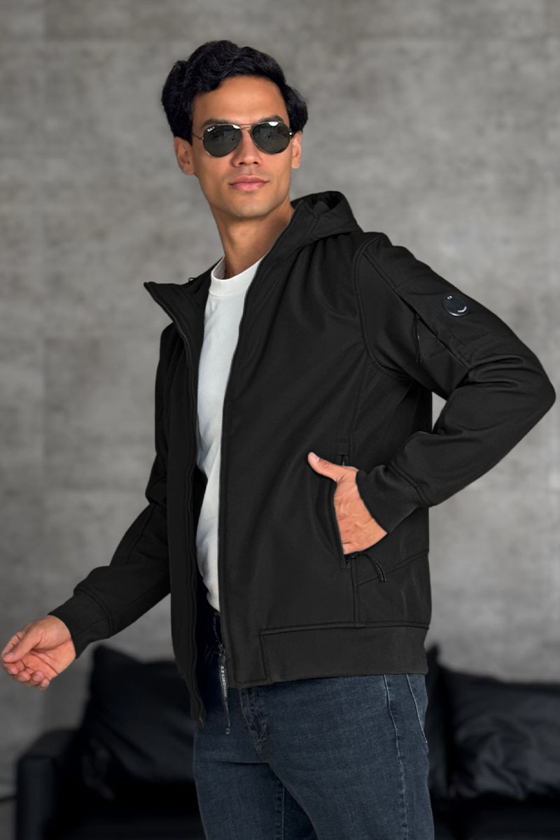 C.P. Company Чёрная ветровка Pro-Tek lens detail 