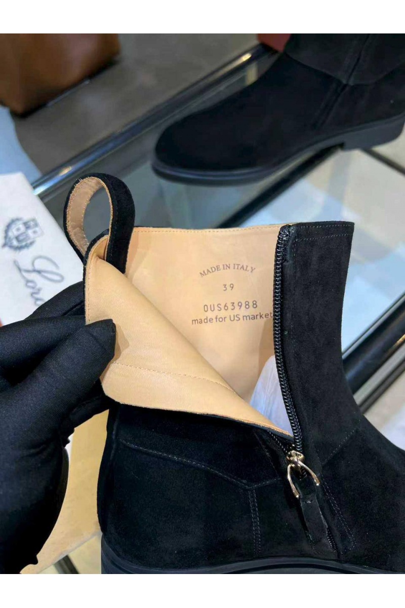 Loro Piana Женские замшевые сапоги 