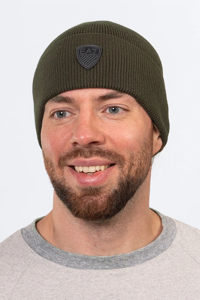 Emporio Armani EA7 Шапка цвета хаки Mountain U Shield
