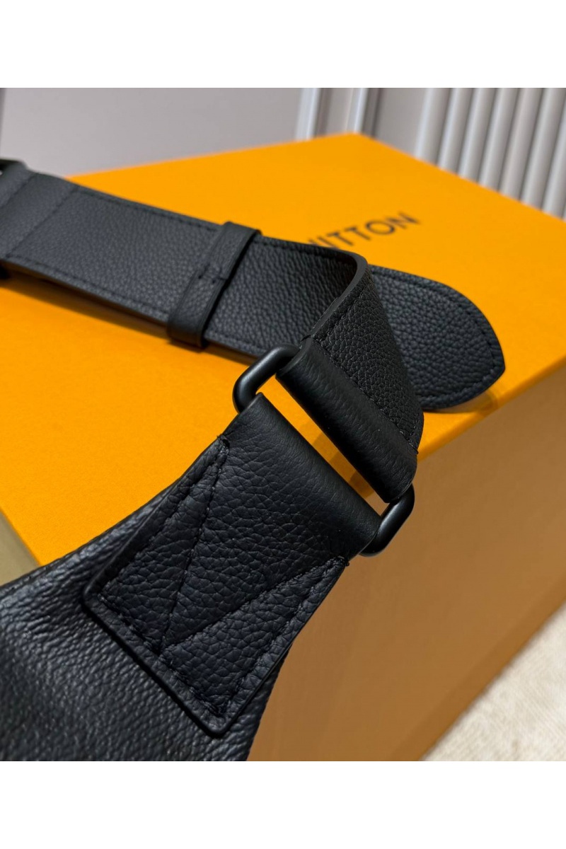 Lоuis Vuittоn Кожаная сумка Rush Bumbag premium 30x15x8 см