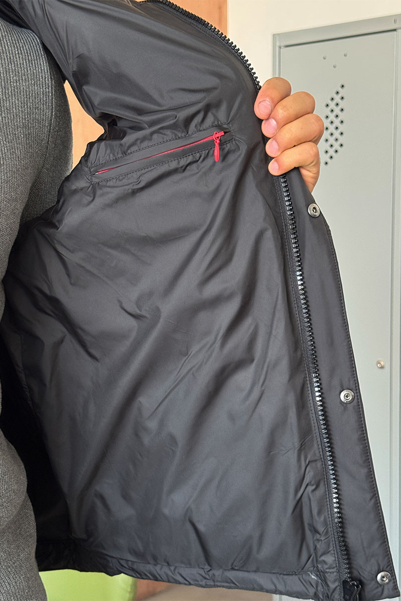 Hugо Воss Мужской чёрный жилет 