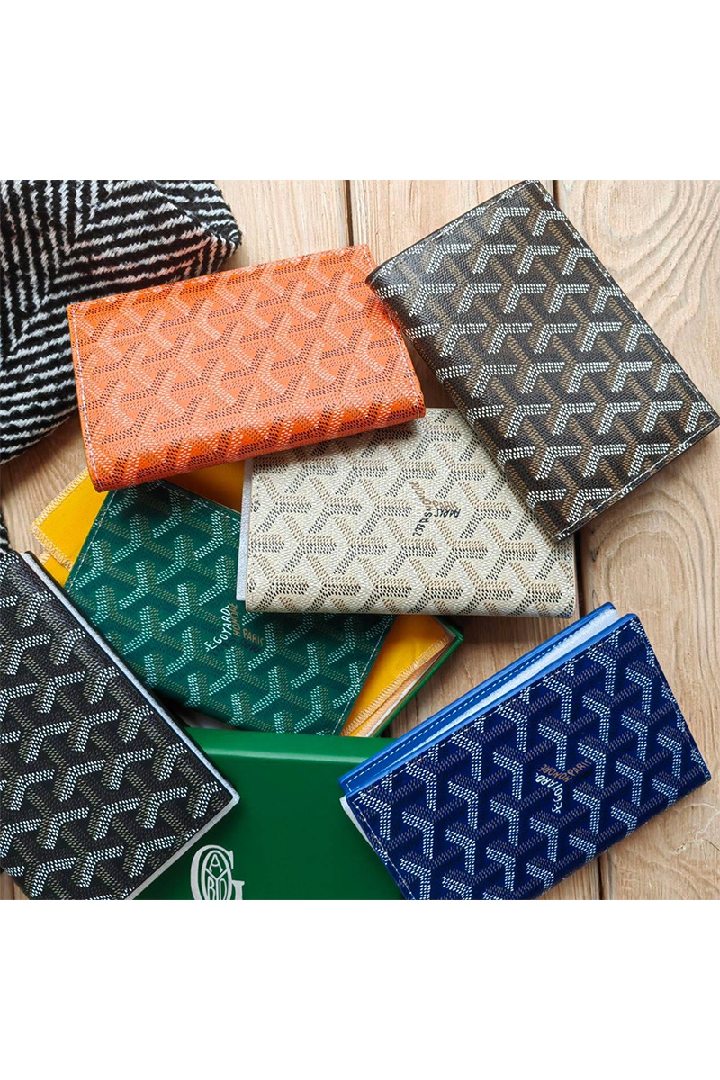 Designer Clothing Кожаная обложка на паспорт Goyard - Beige 10х14 см