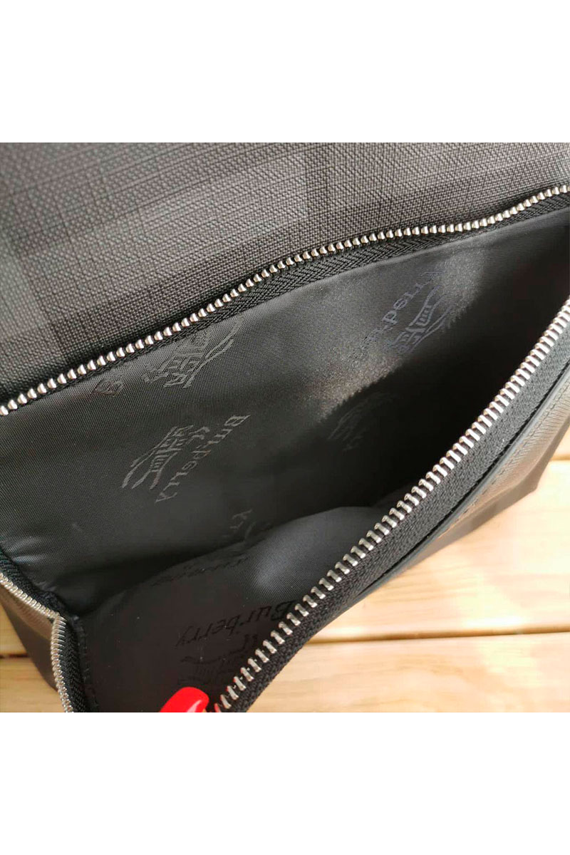 Burberry Кожаный рюкзак London Check 43x30 см