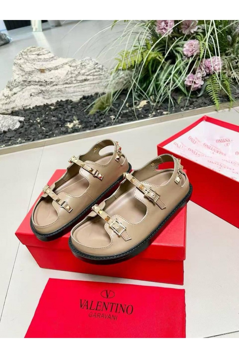 Valentino Женские кожаные сандалии Rockstud
