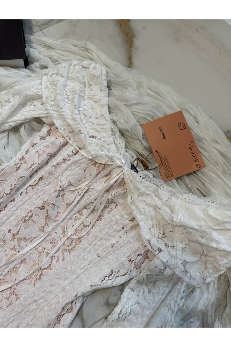 MIU MIU Кружевное женское платье с открытыми плечами 