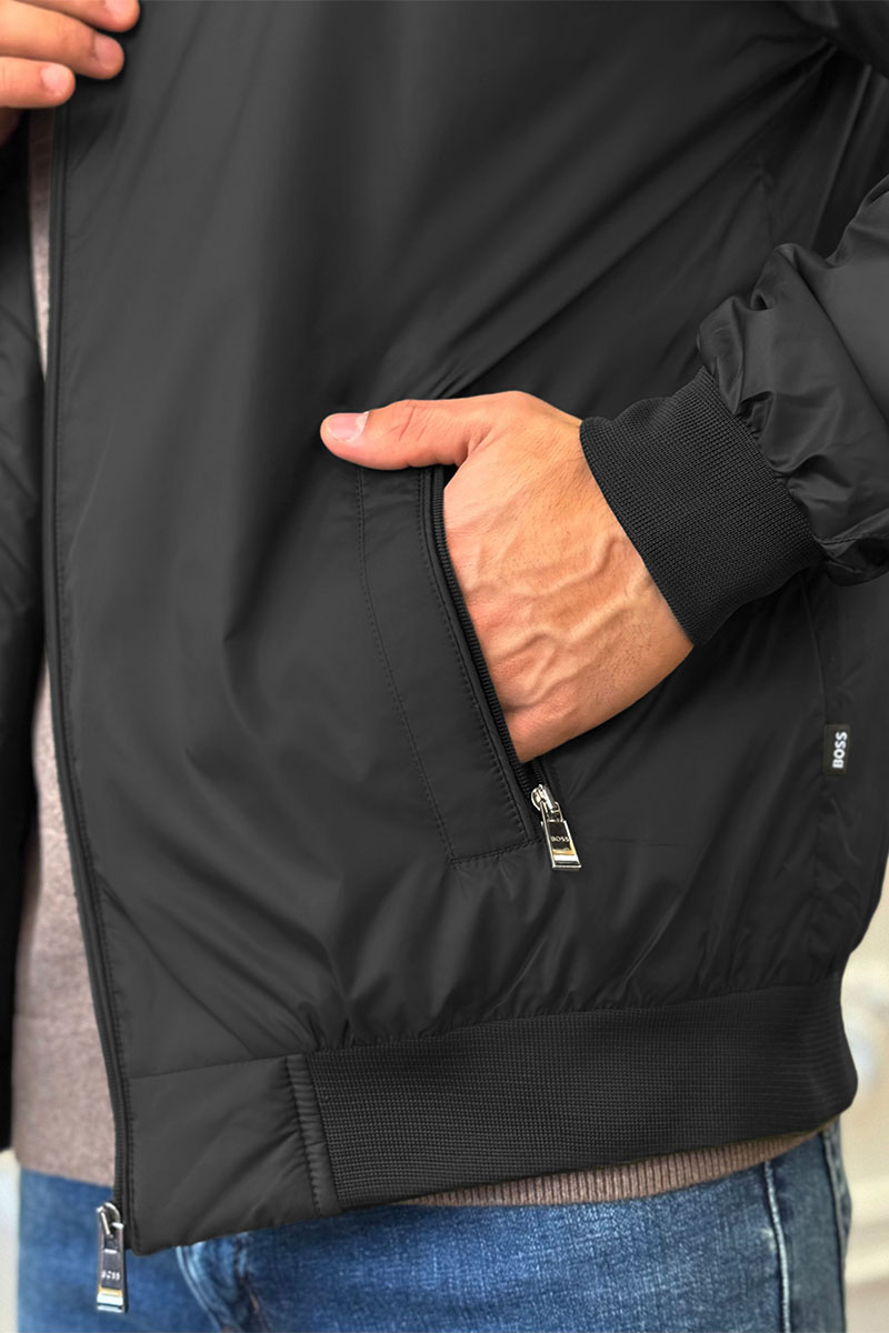 Hugо Воss Мужская чёрная куртка logo-patch 