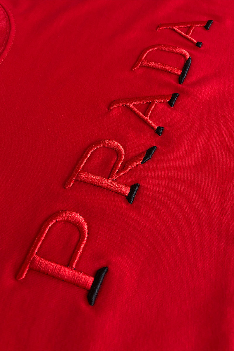 Prada Красная мужская футболка embroidered logo