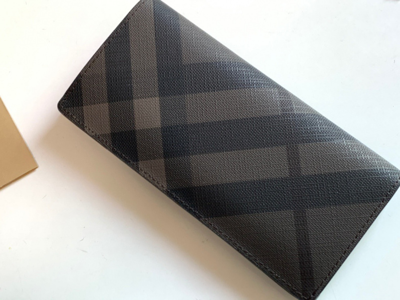 Burberry Кожаный бумажник Premium 19x10x2.5 см