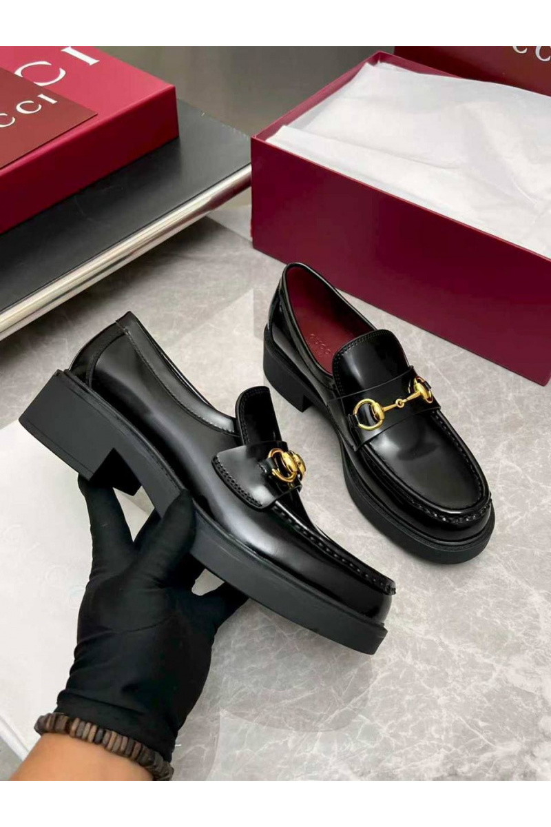 Gucci Женские кожаные лоферы Horsebit premium