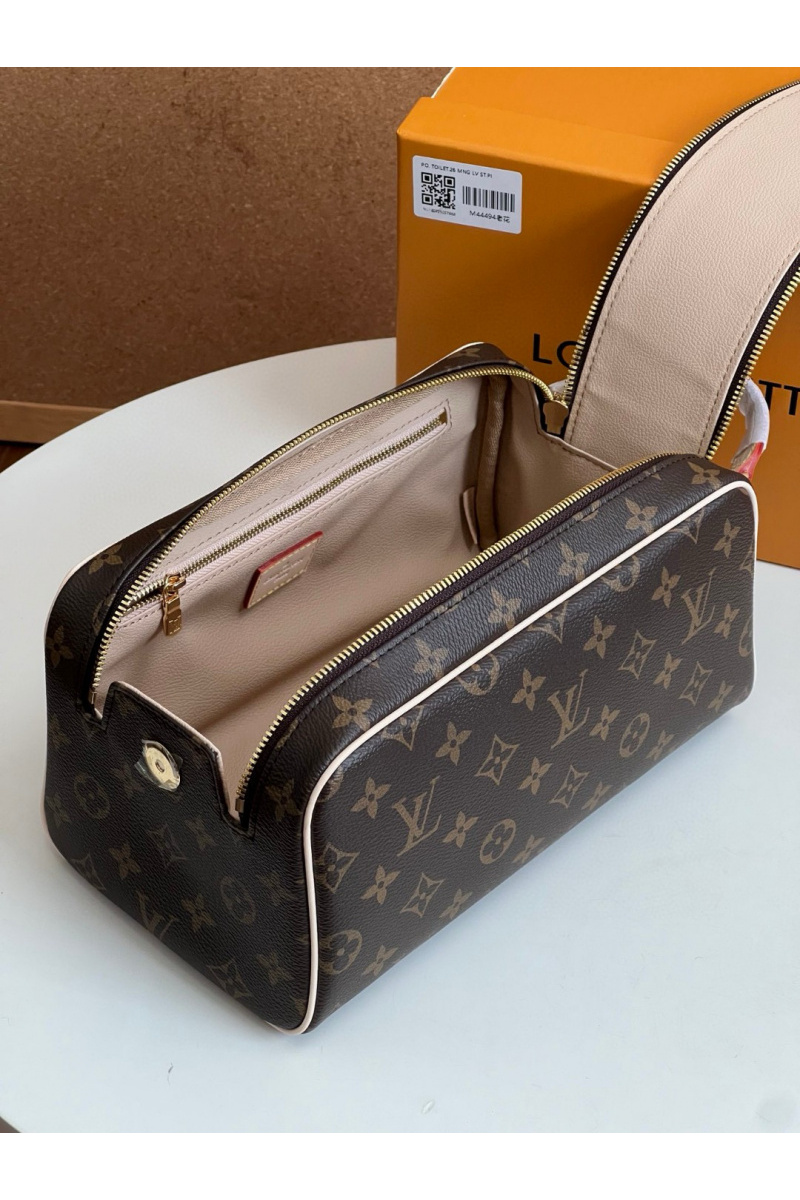 Lоuis Vuittоn Кожаный несессер Dopp Kit Premium 28x15x16.5 см