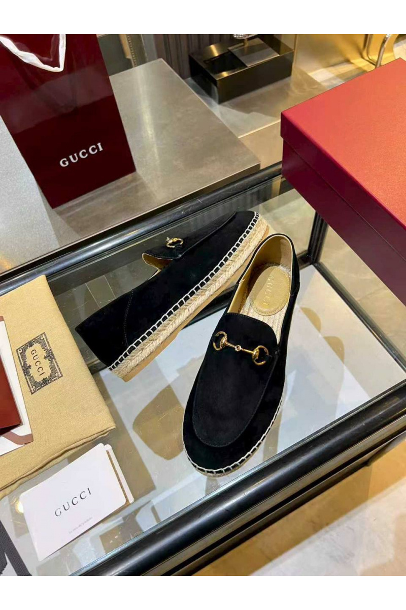 Gucci Женские замшевые лоферы GG Horsebit premium