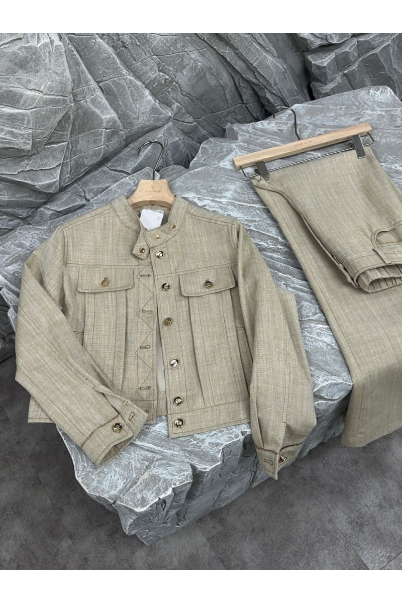 Designer Женская куртка бежевого цвета