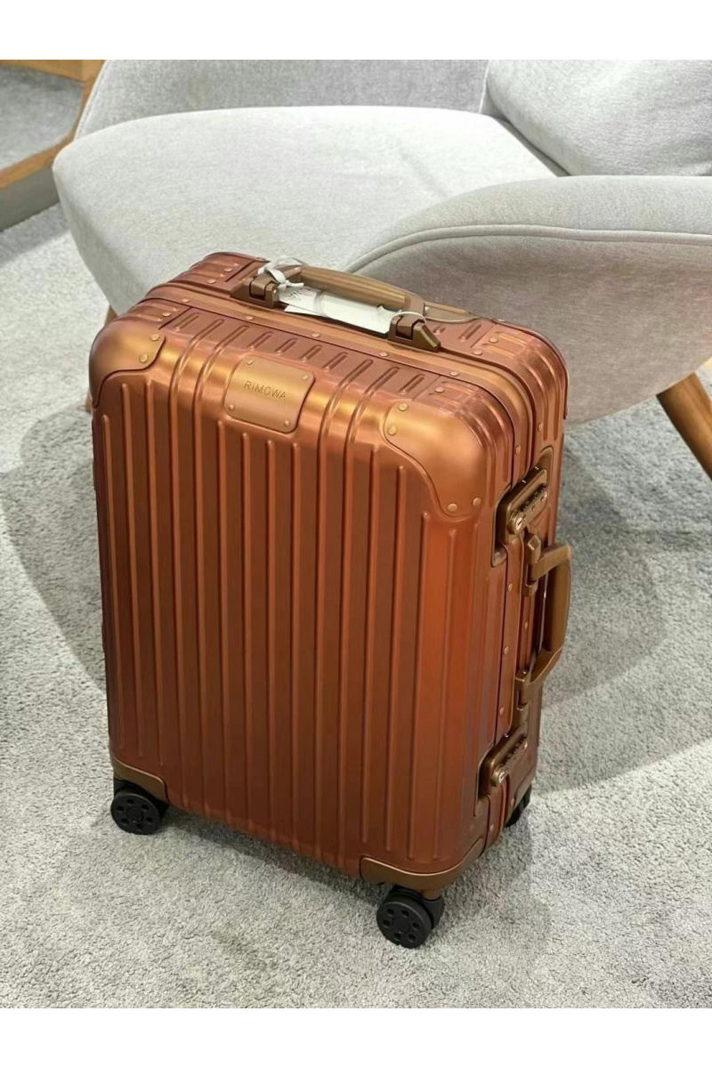 Rimowa Чемодан Aluminum S Premium 54x36x23 см