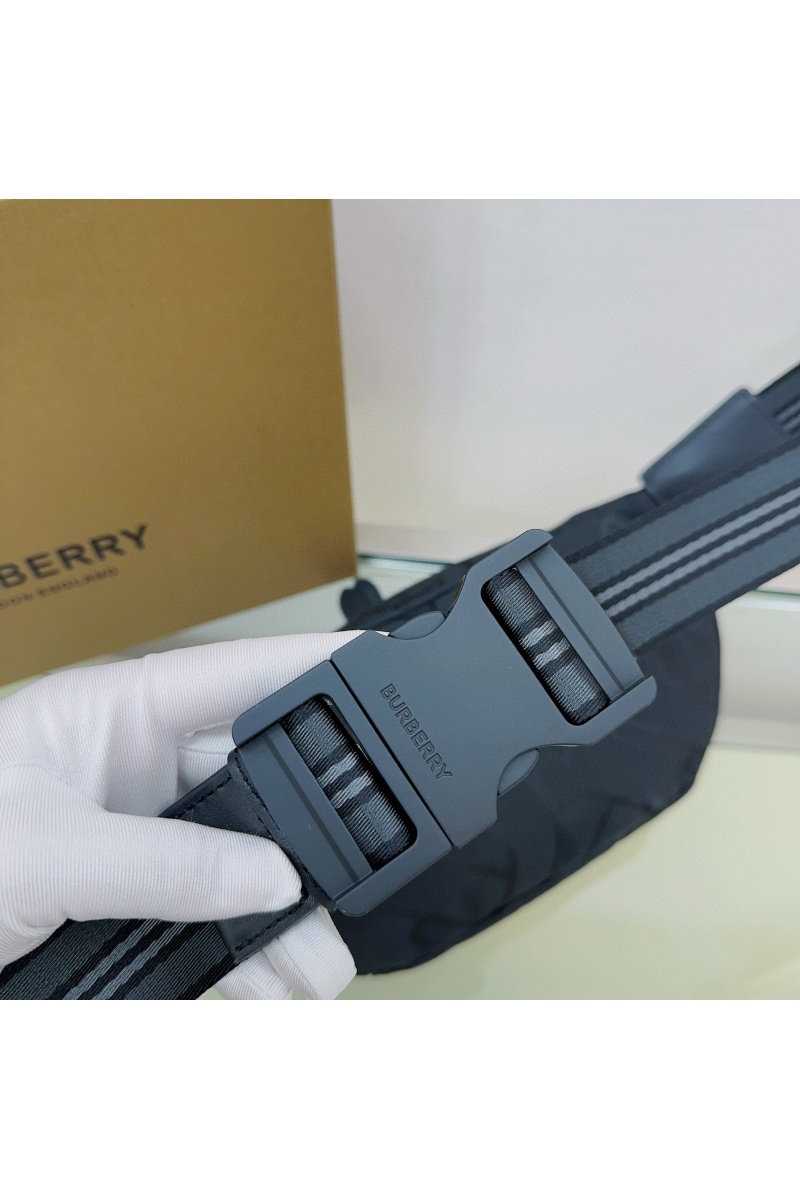Burberry Текстильная сумка на пояс Sonny Premium 31x16x7.5 см