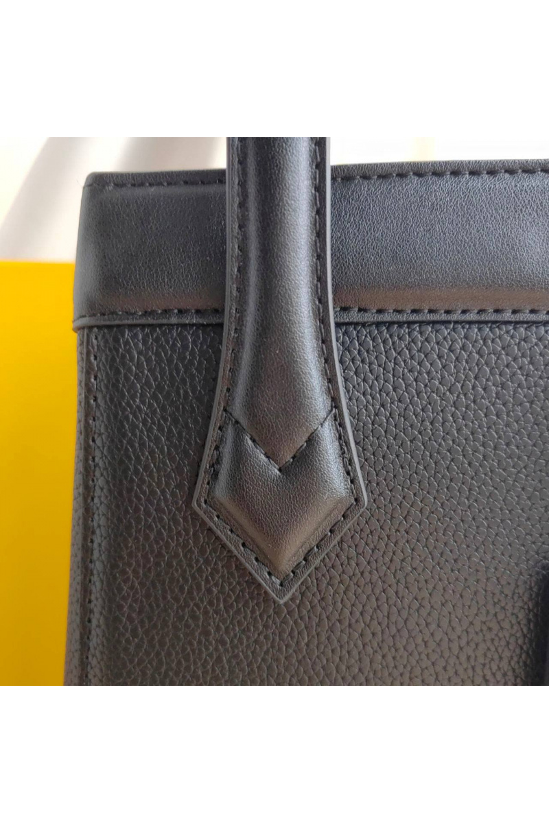 Fendi Кожаная сумка Origami Large 40x27 см