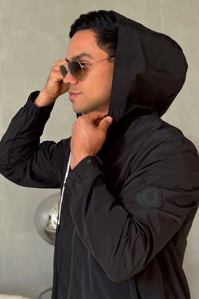 Moncler Чёрная ветровка Carles logo-patch