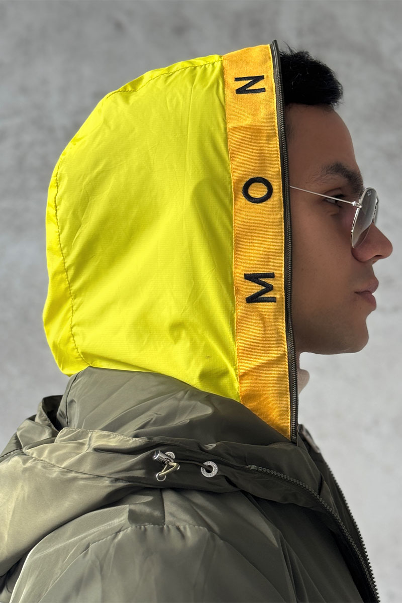 Moncler Зелёная ветровка logo-patch