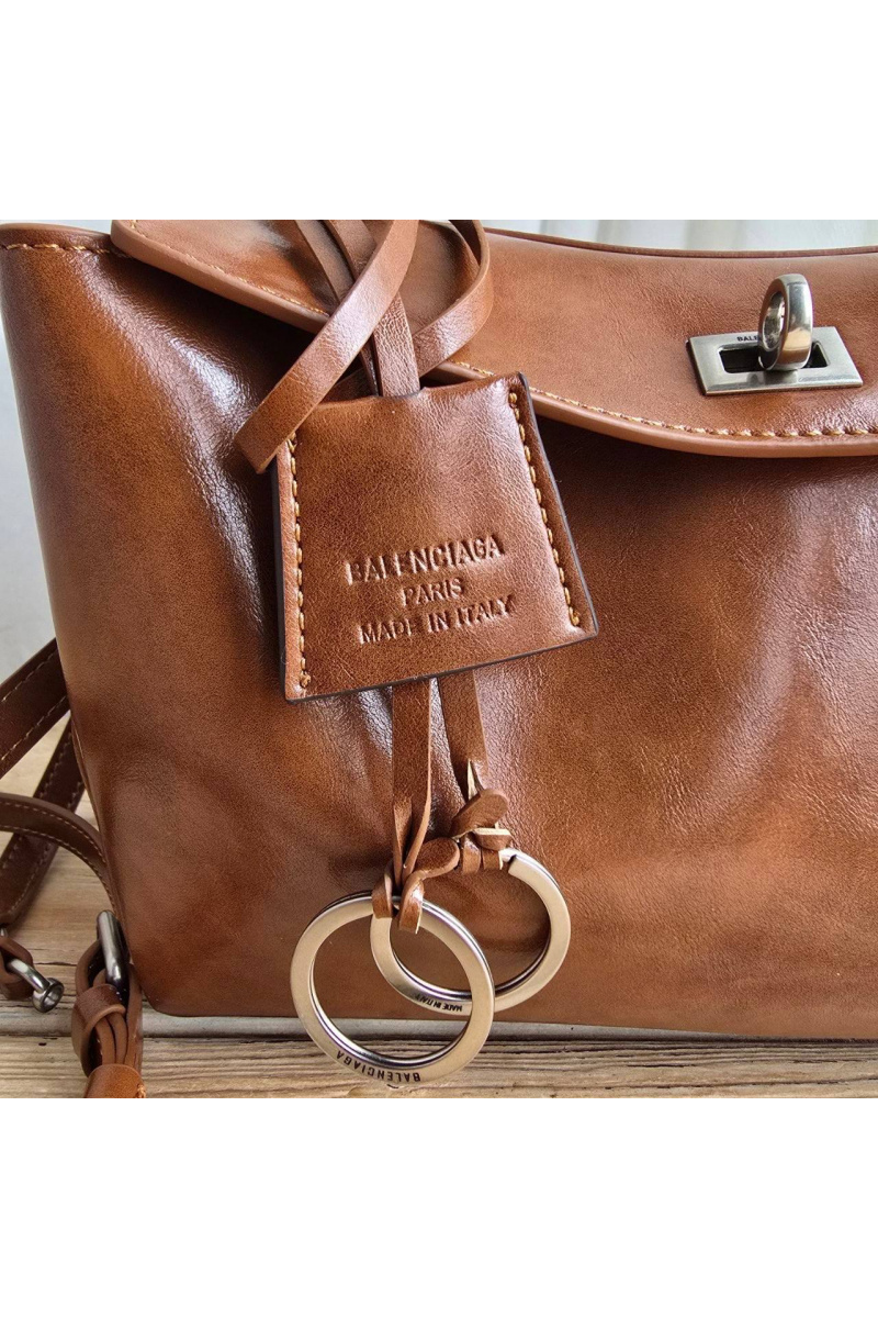 Balenciaga Кожаная сумка Rodeo Medium 35x25 см