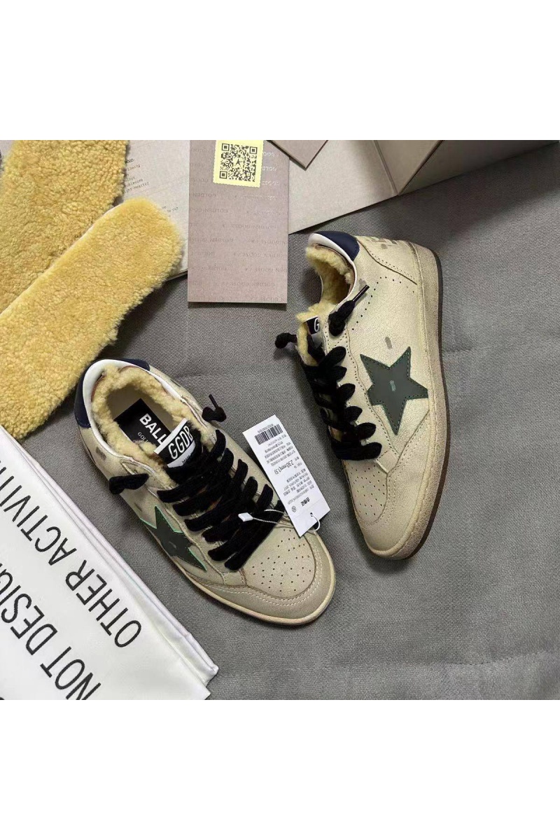 Designer Clothing Женские кроссовки с мехом Golden Goose