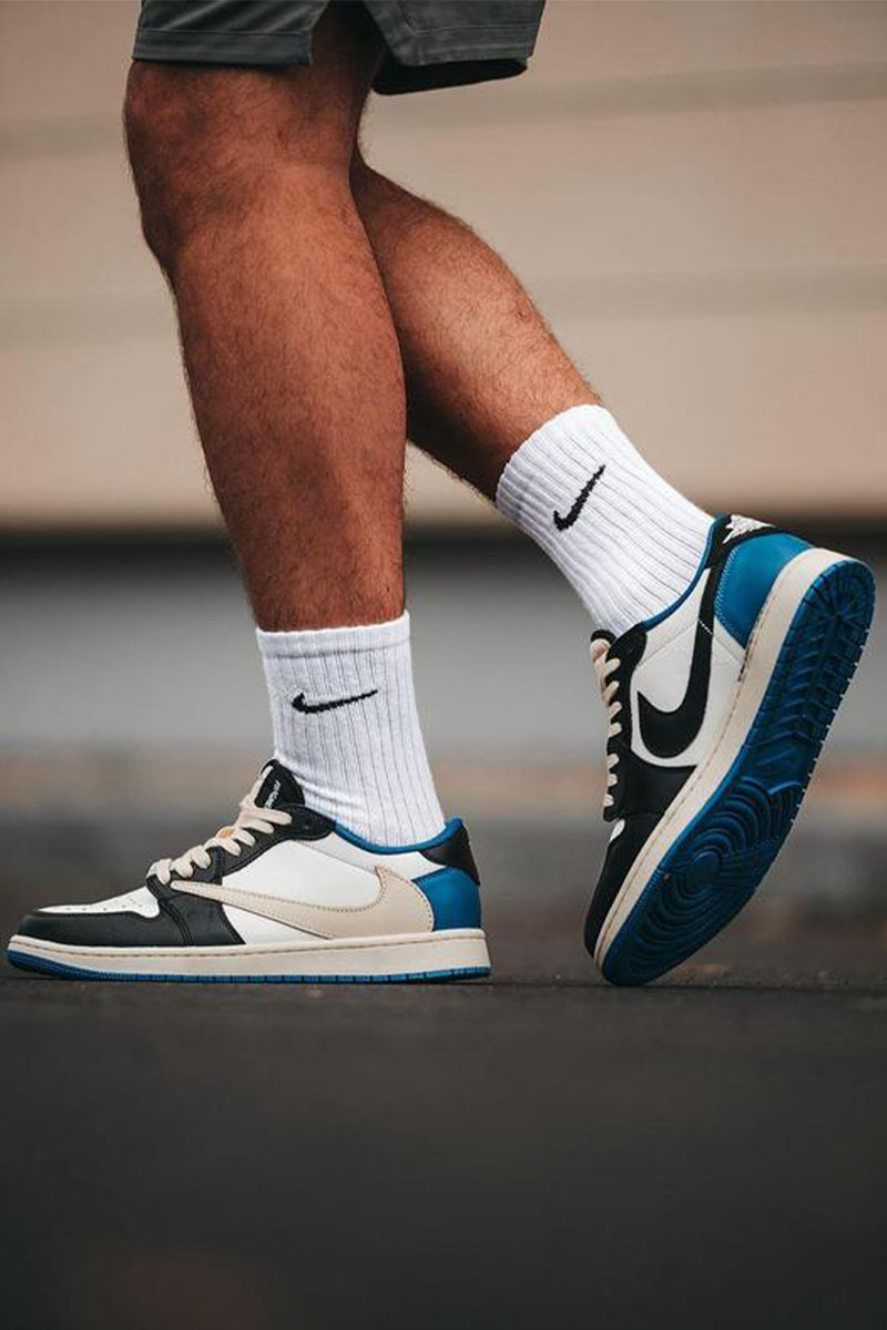 Nike Travis Scott x Fragment x AJ1 Low