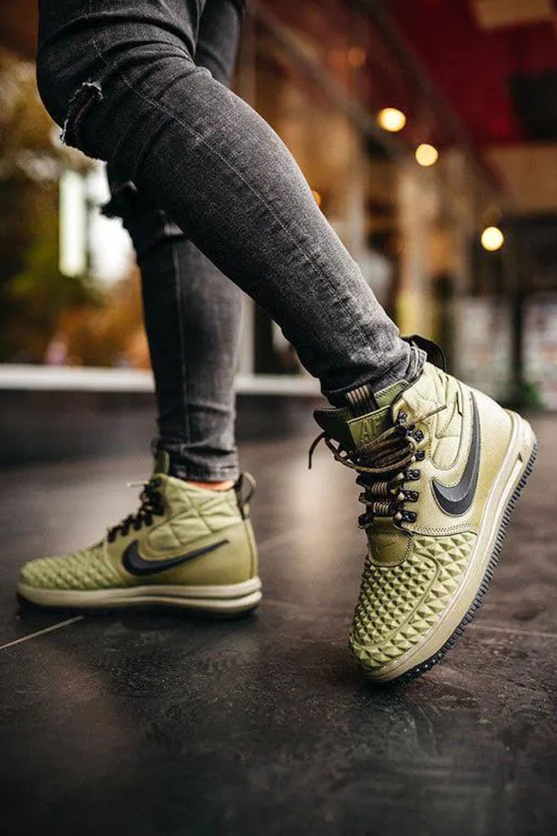 Nike duck boots top green