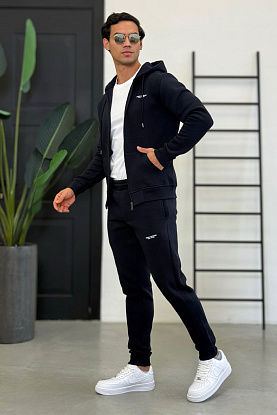 Утеплённый костюм на флисе 