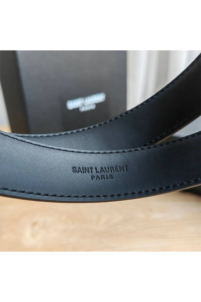 Yves Saint Laurent Кожаный ремень (длина 80 / 85 см)