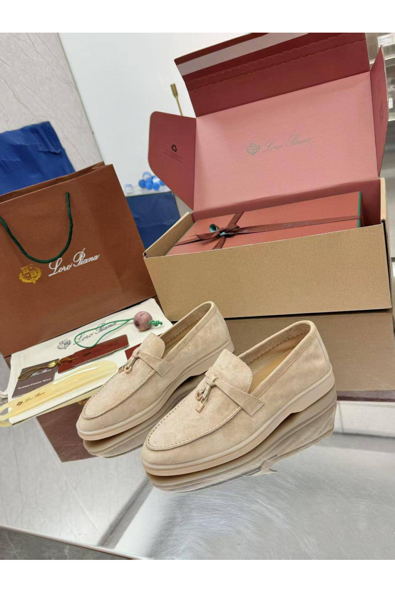 Loro Piana Женские замшевые лоферы Summer Charms Walk premium