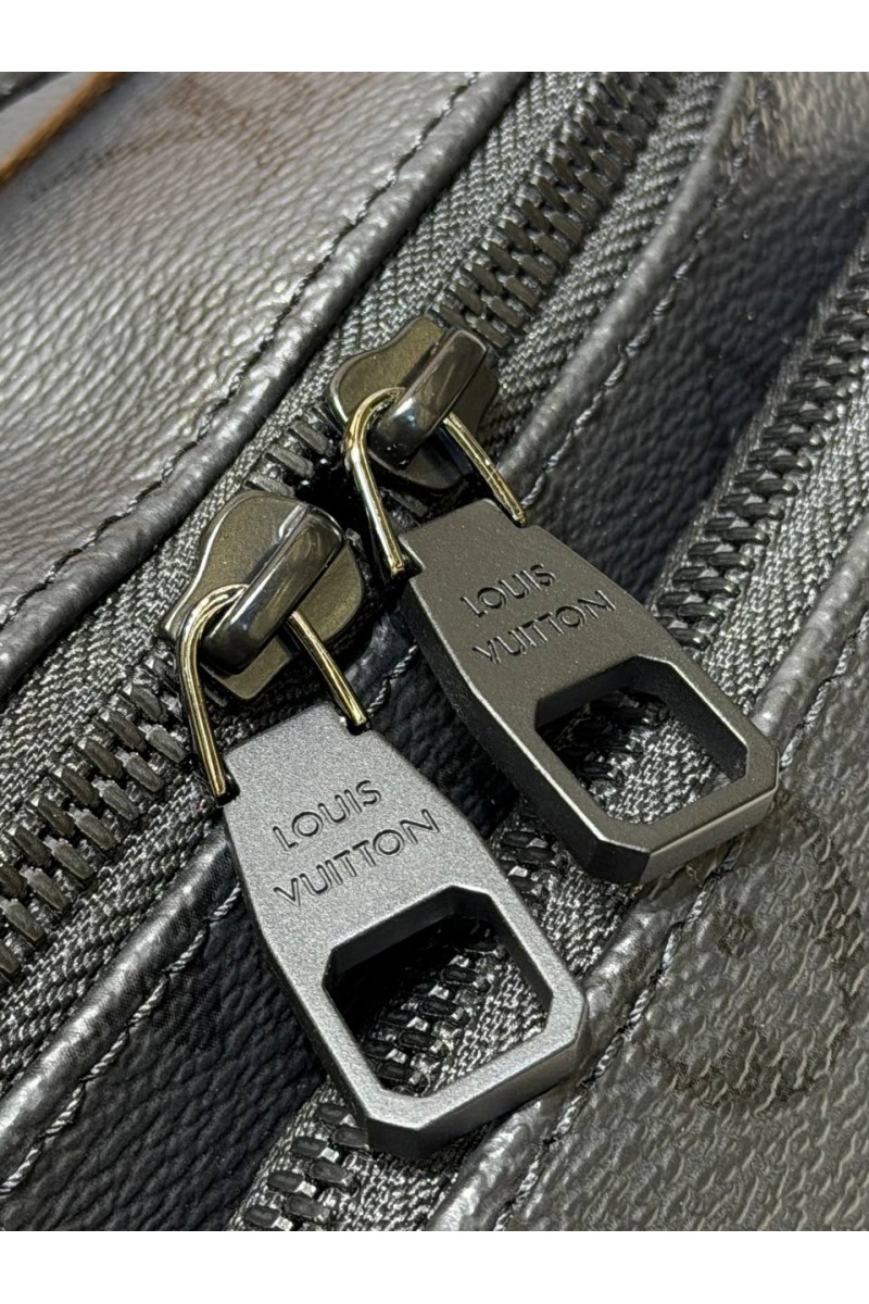 Lоuis Vuittоn Кожаная сумка Rush Bumbag premium 30x15x8 см